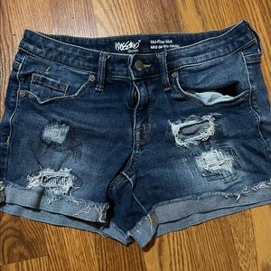 Ripped Jean shorts